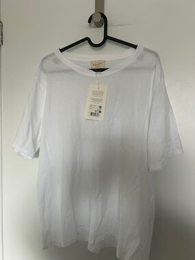 White Short-Sleeve Crewneck Tee